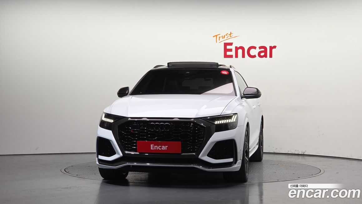 Audi RSQ8 2022