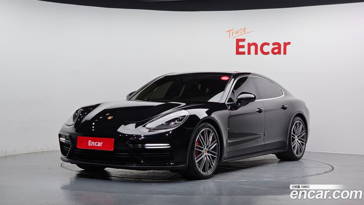 Porsche Panamera 2020