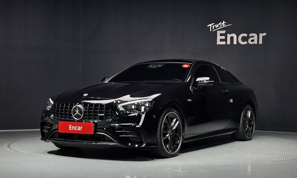 Mercedes-Benz E-Class 2023