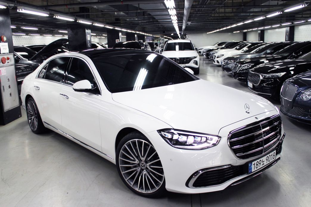 Mercedes-Benz S-Class 2026