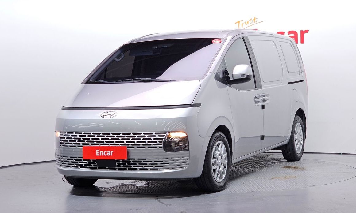 Hyundai Staria 2022