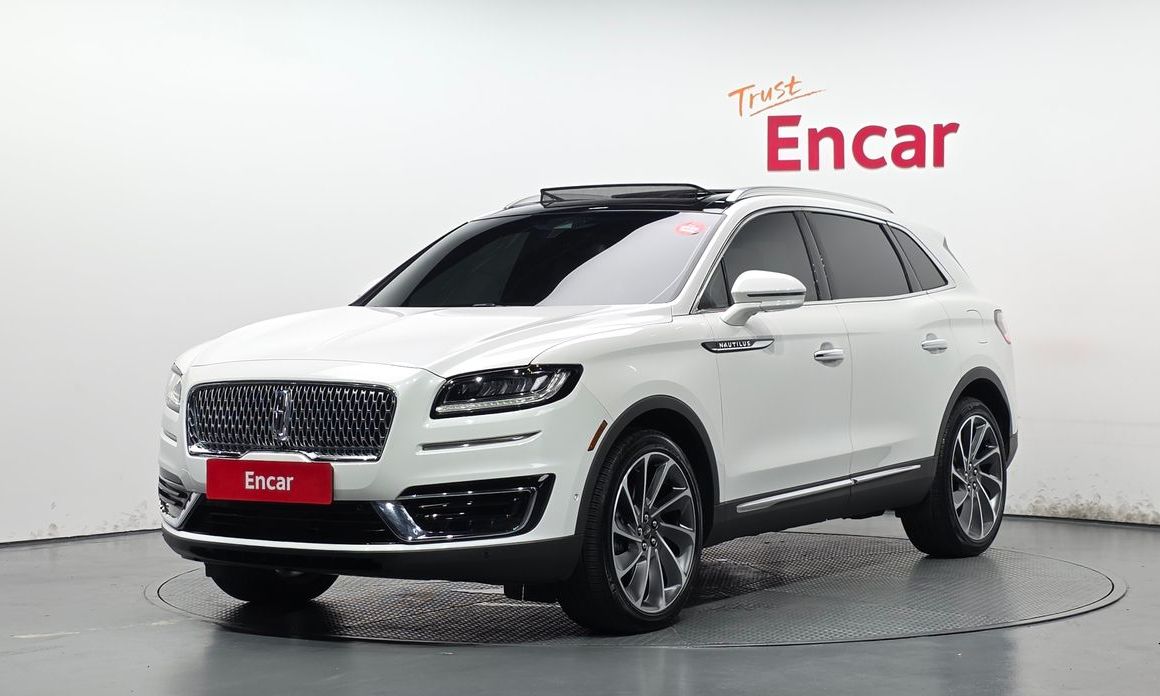 Lincoln Nautilus 2020