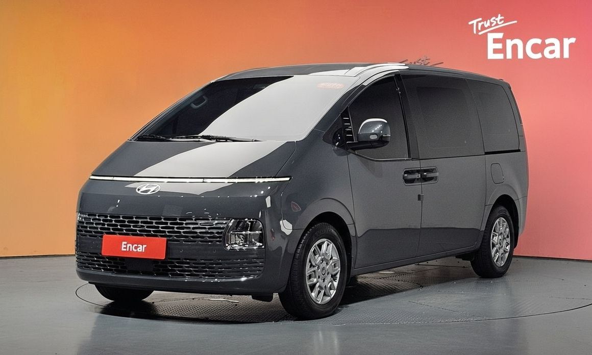 Hyundai Staria 2025