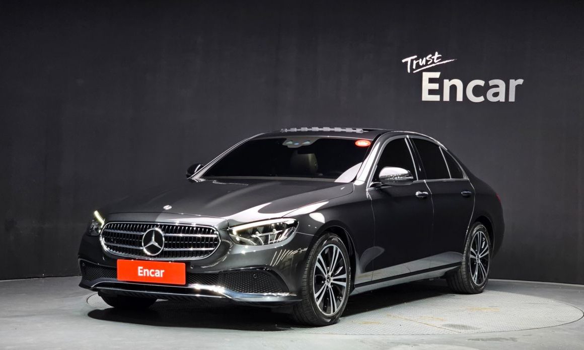 Mercedes-Benz E-Class 2021