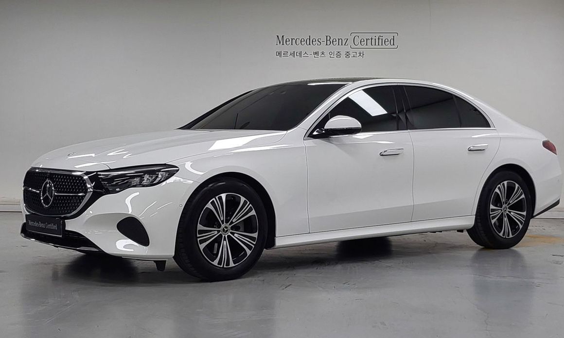 Mercedes-Benz E-Class 2025