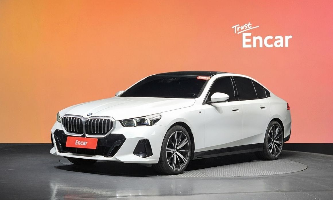 BMW 5-Series 2025