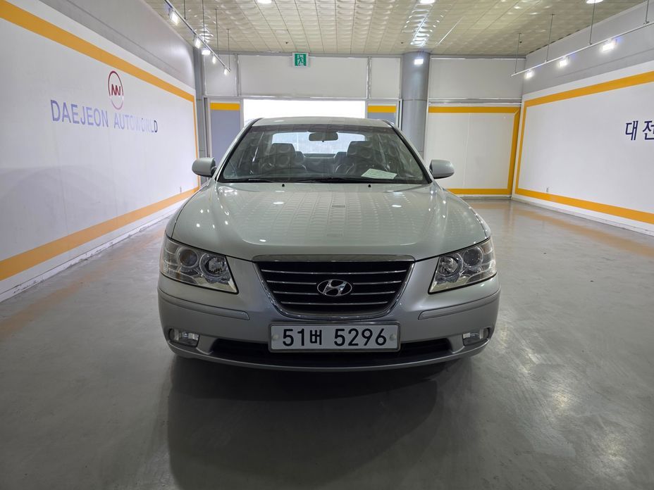 Hyundai Sonata 2010