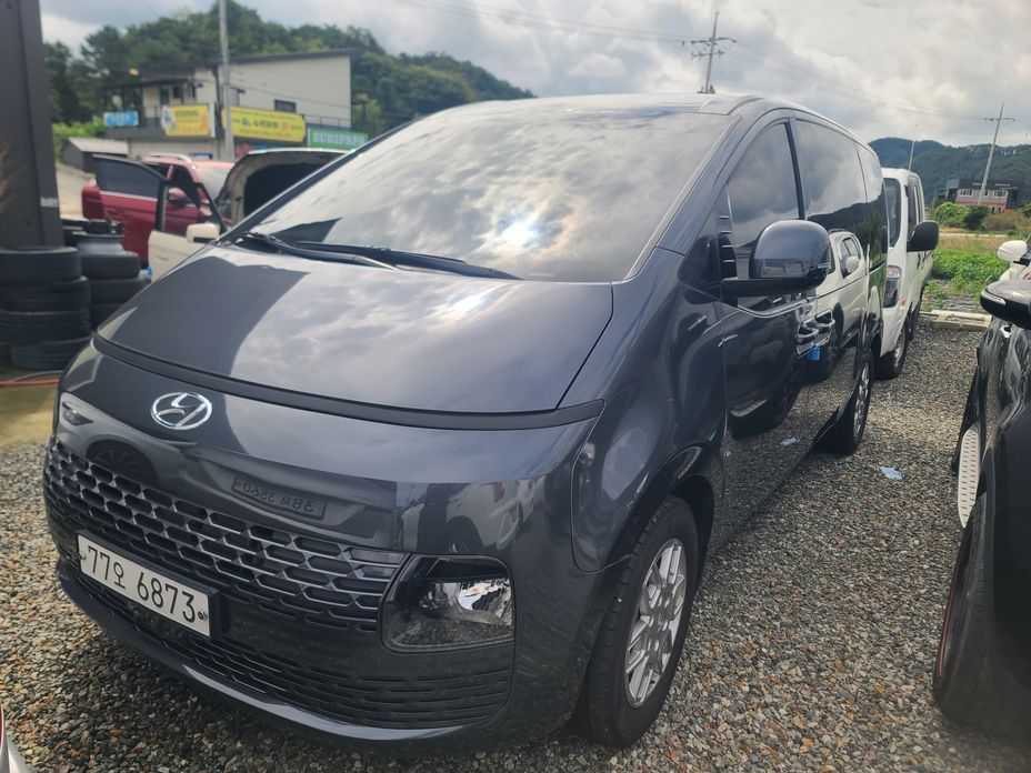 Hyundai Staria 2022