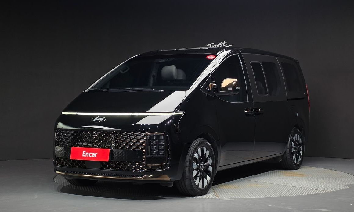 Hyundai Staria 2025