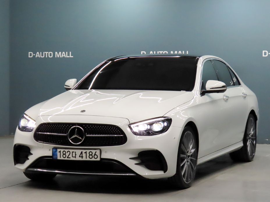 Mercedes-Benz E-Class 2022