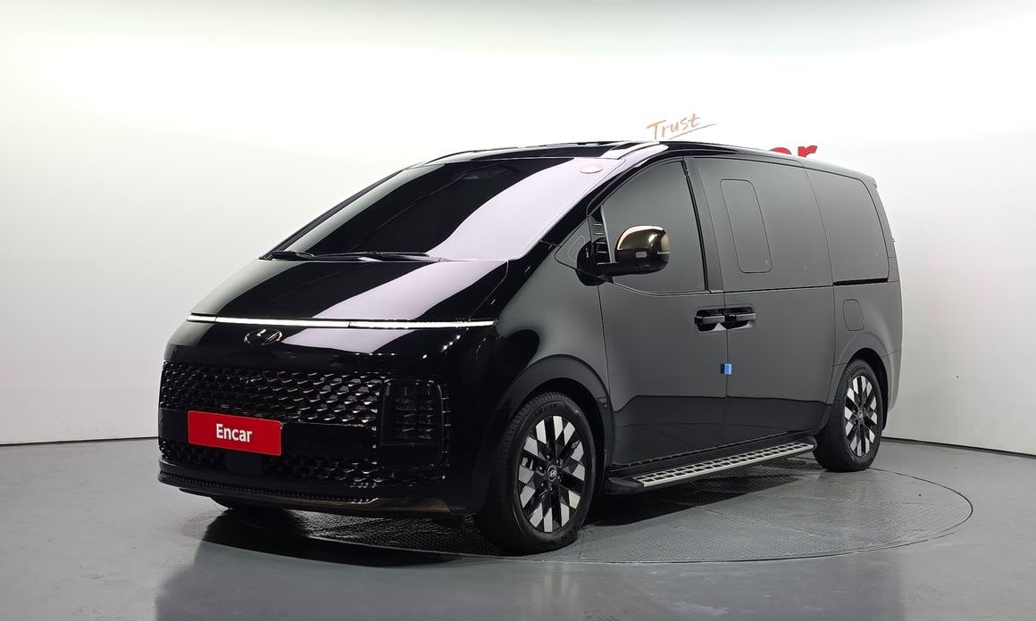 Hyundai Staria 2025