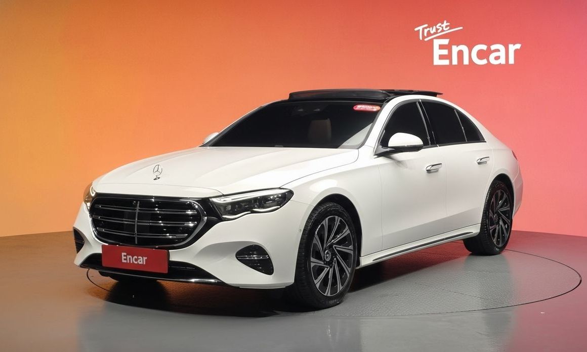 Mercedes-Benz E-Class 2024