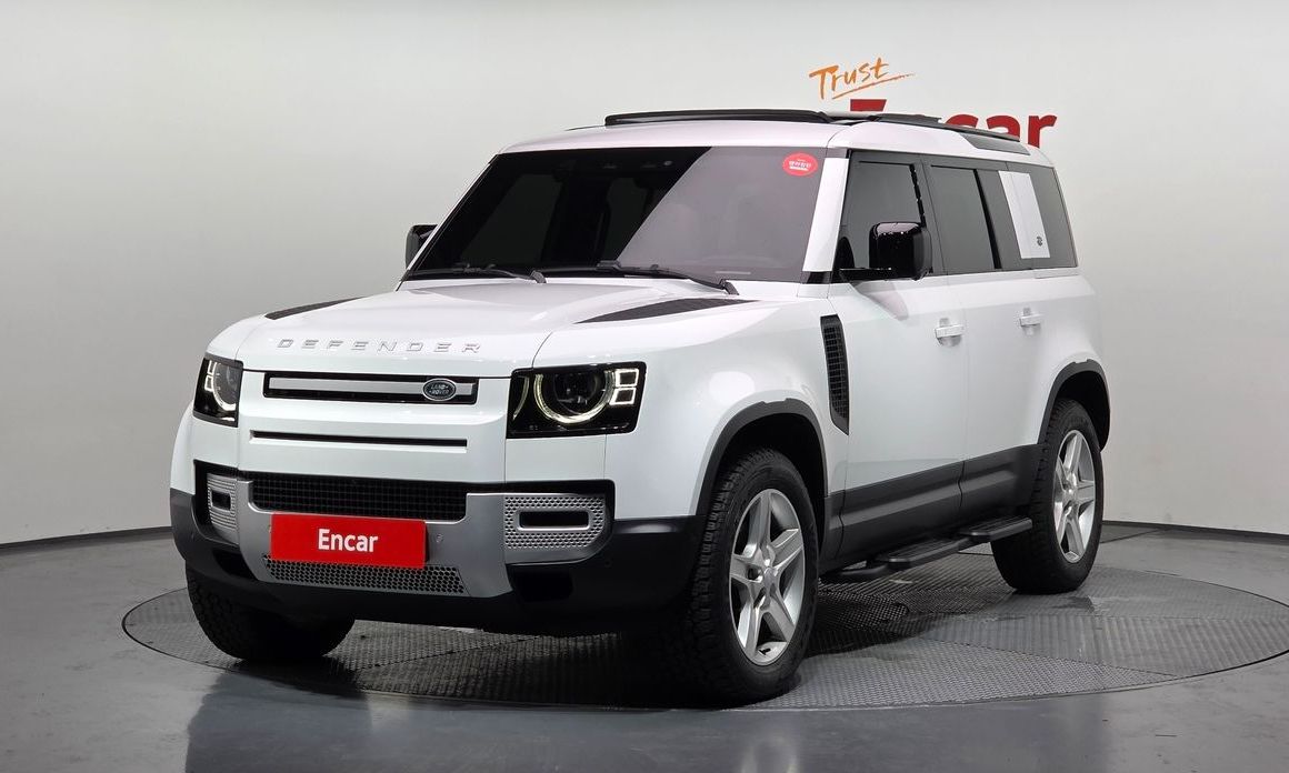 Land Rover Defender 2024