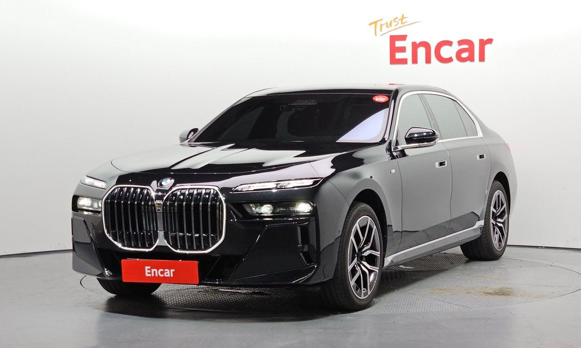 BMW 7-Series 2024