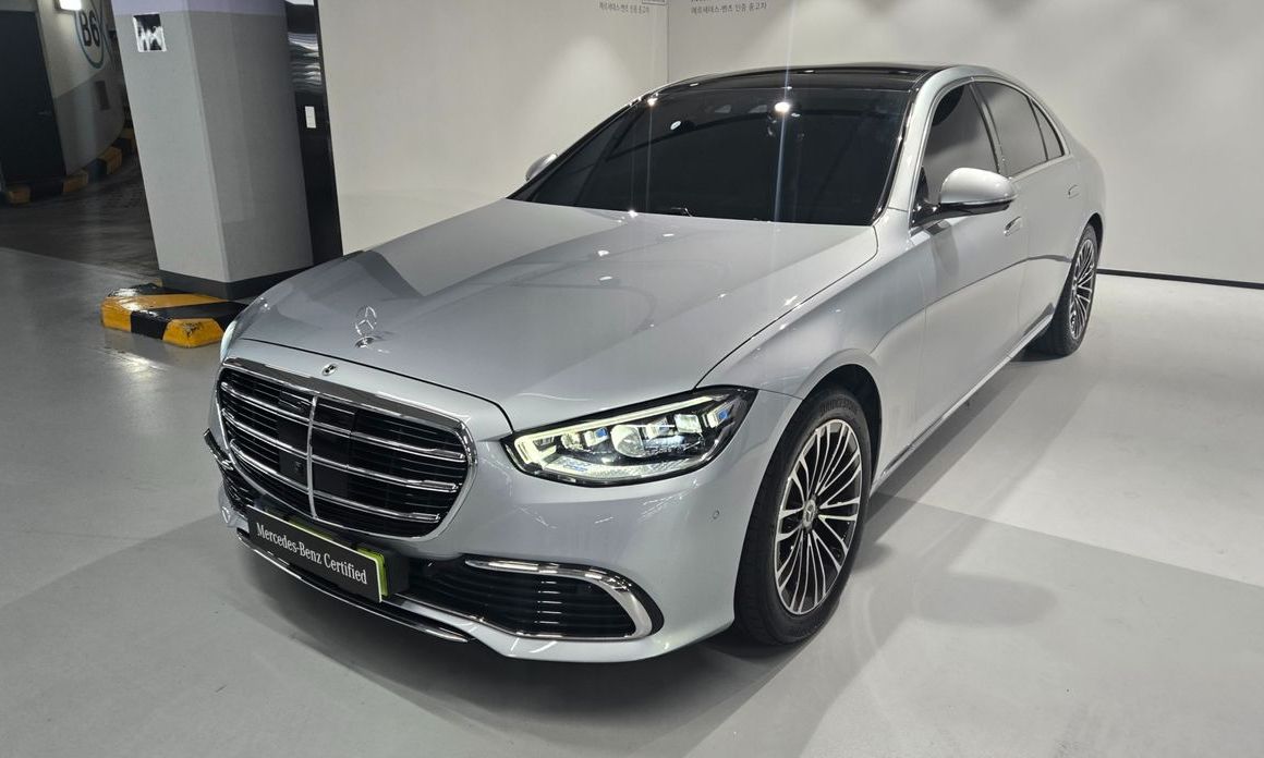 Mercedes-Benz S-Class 2025