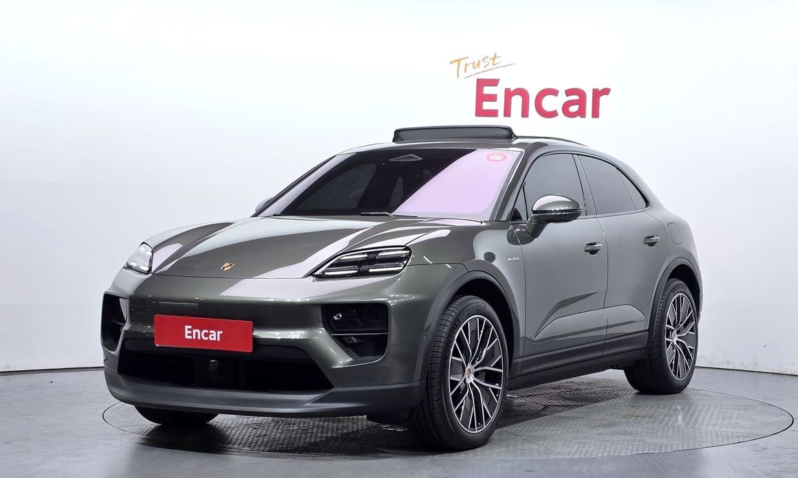 Porsche Macan 2025
