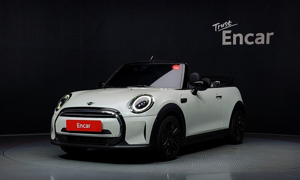 Mini Cooper Convertible 2024