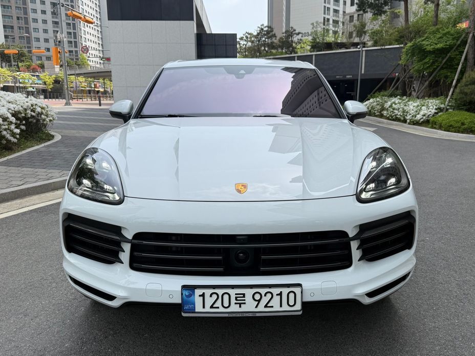 Porsche Cayenne 2023