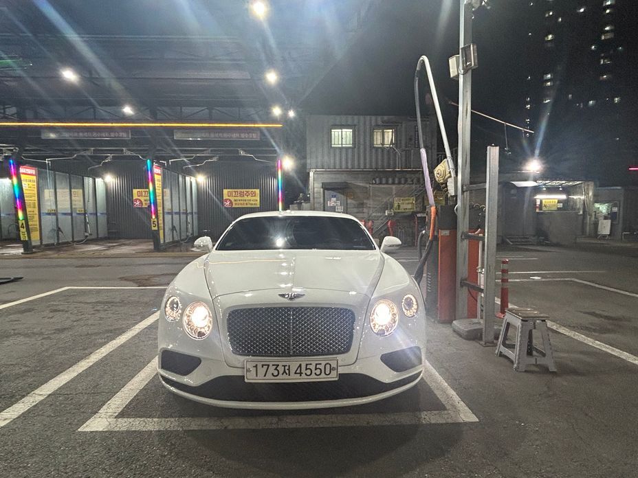 Bentley Continental 2016