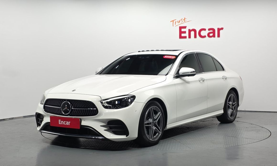 Mercedes-Benz E-Class 2023