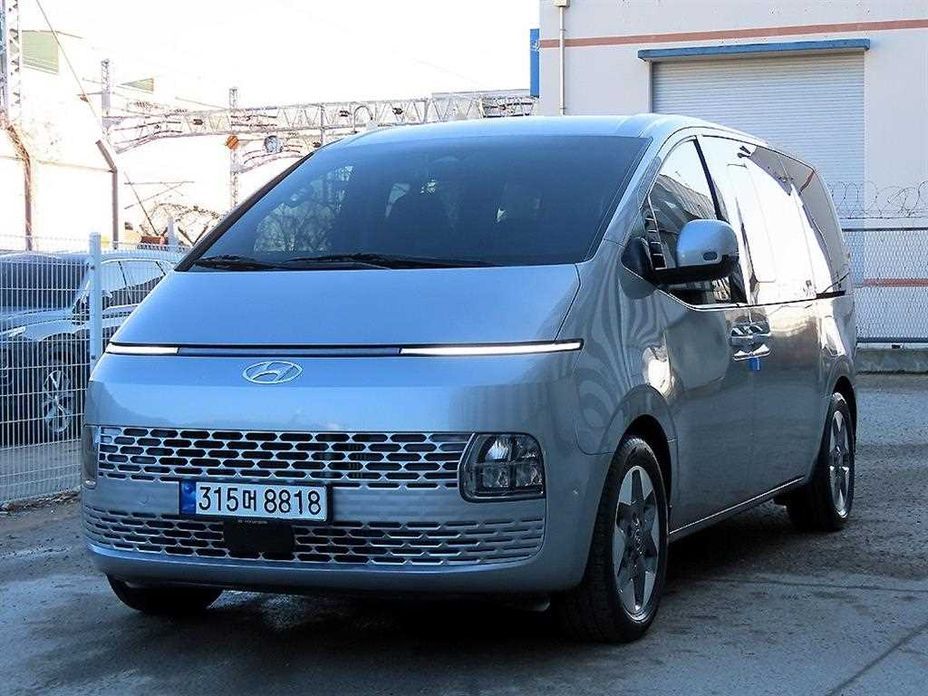 Hyundai Staria 2023