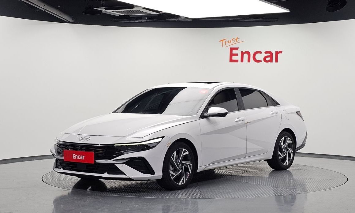 Hyundai AVANTE 2024
