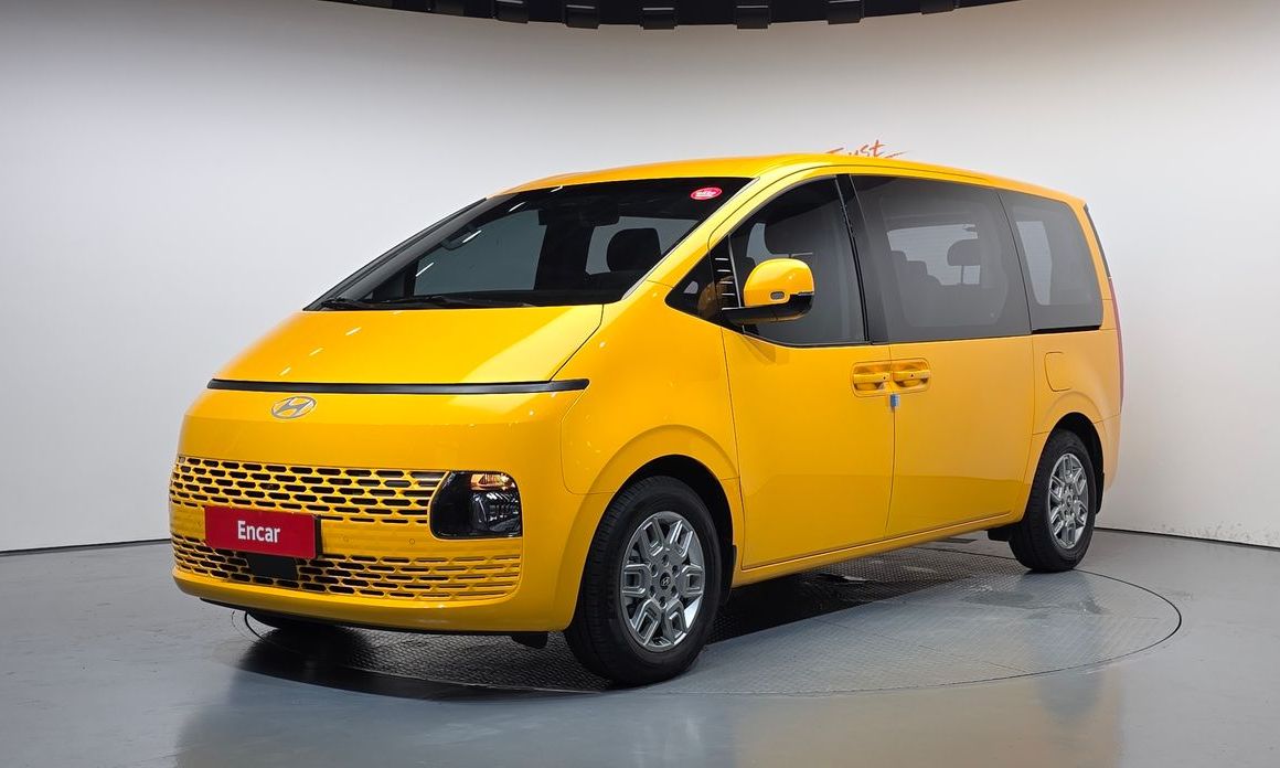 Hyundai Staria 2025