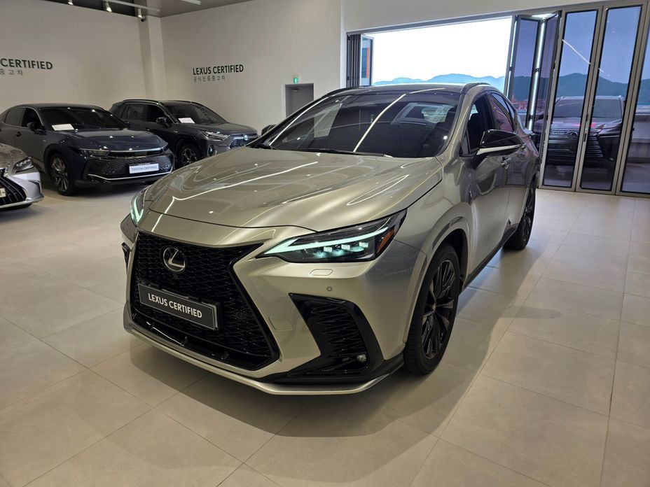 Lexus NX 2026