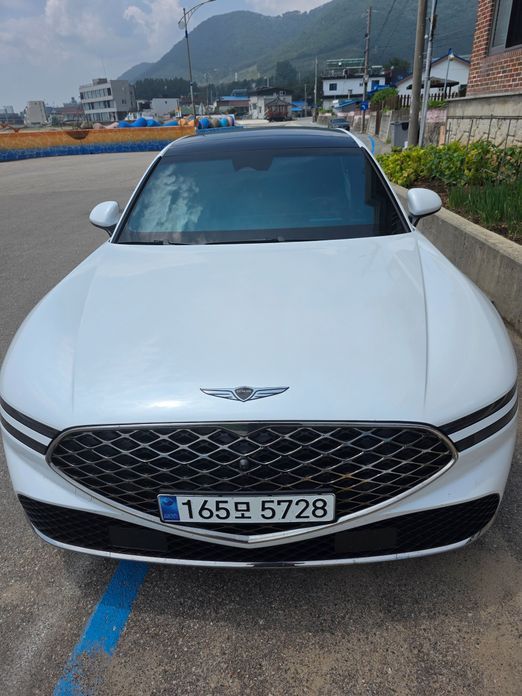 Genesis G90 2025