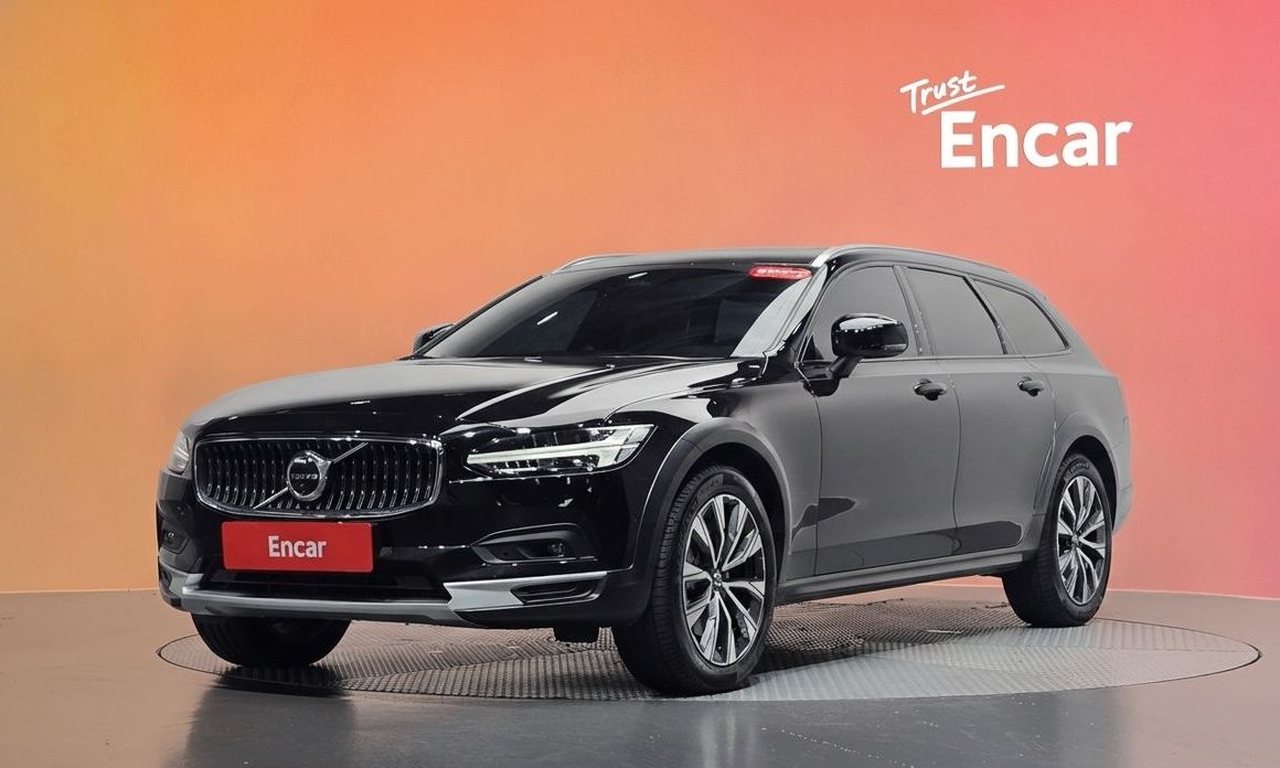Volvo V90 2024