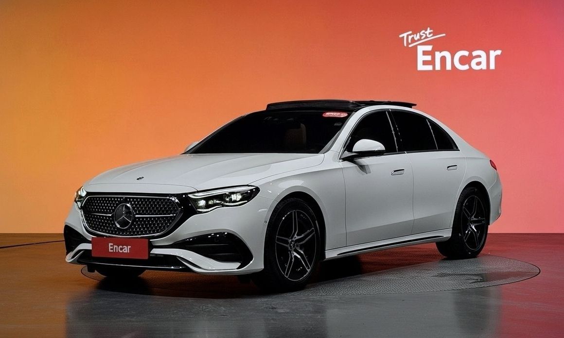 Mercedes-Benz E-Class 2024