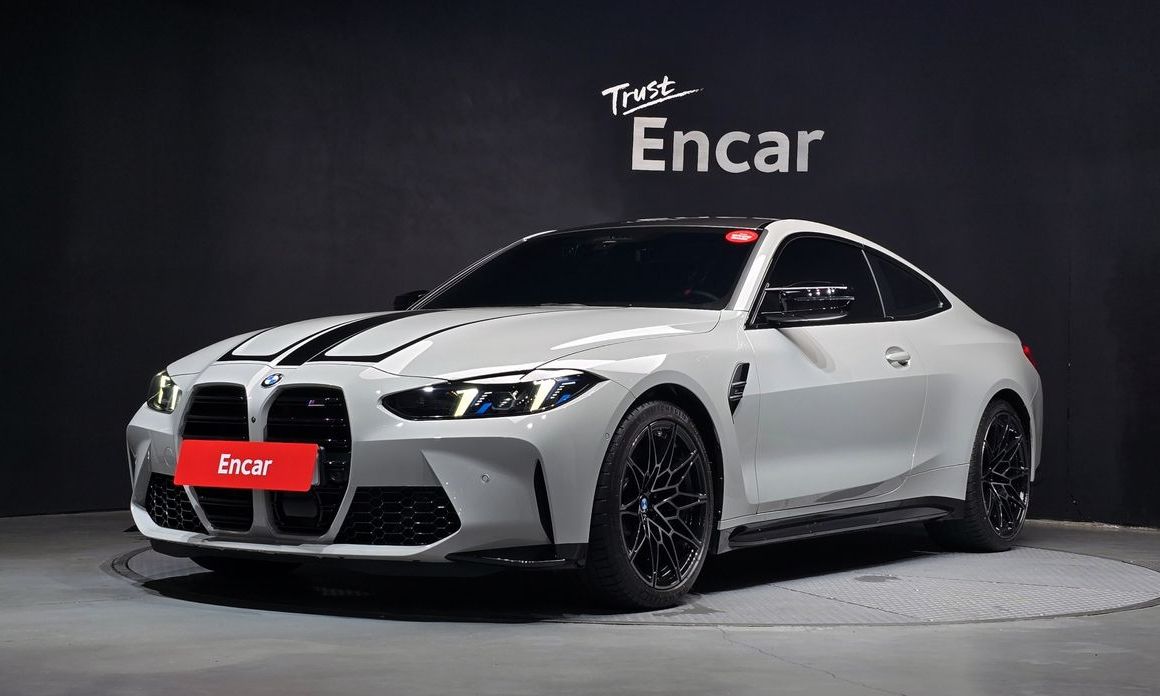 BMW M4 2025