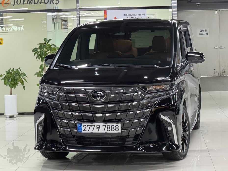 Toyota Alphard 2024