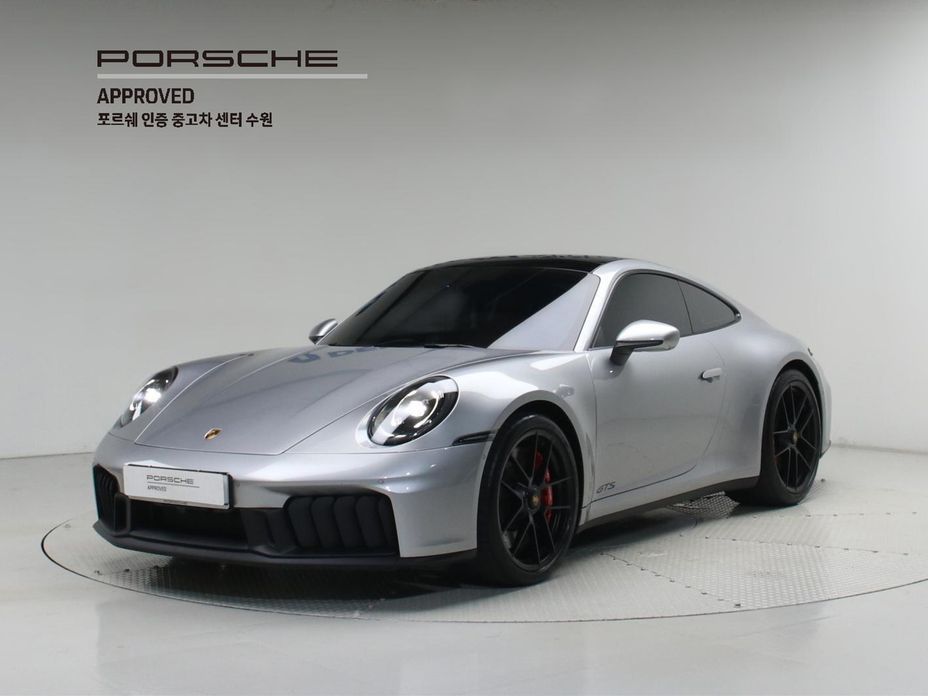 Porsche 911 2025