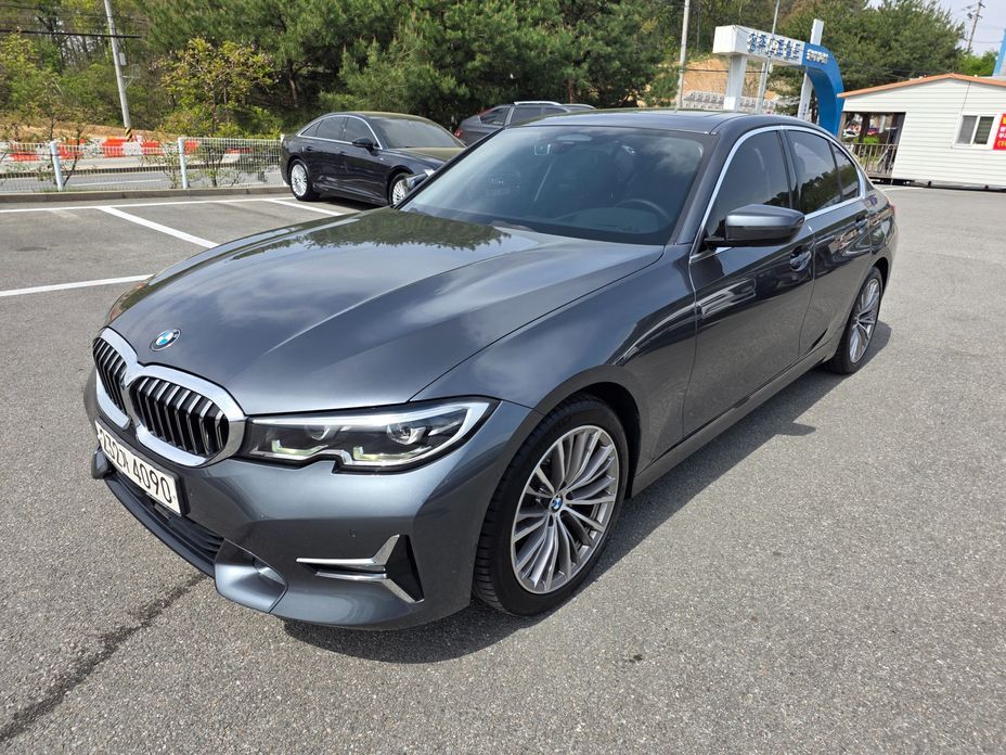 BMW 3-Series 2021