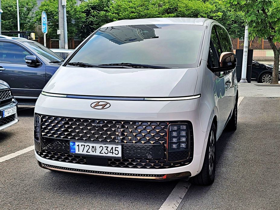 Hyundai Staria 2022