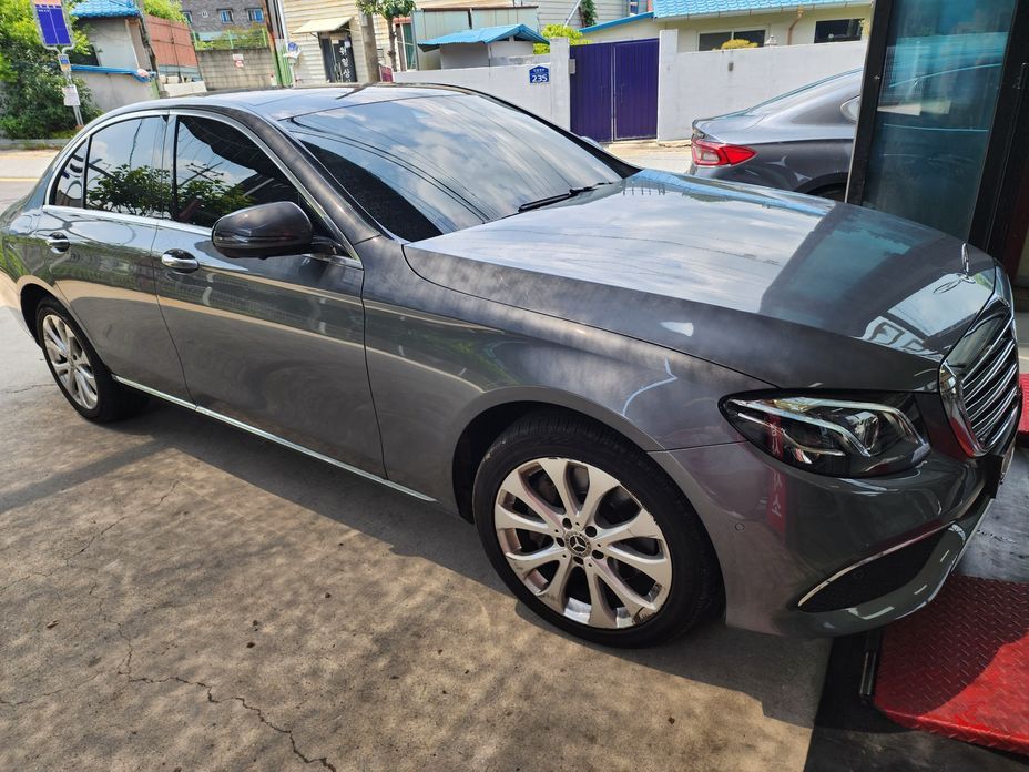 Mercedes-Benz E-Class 2019