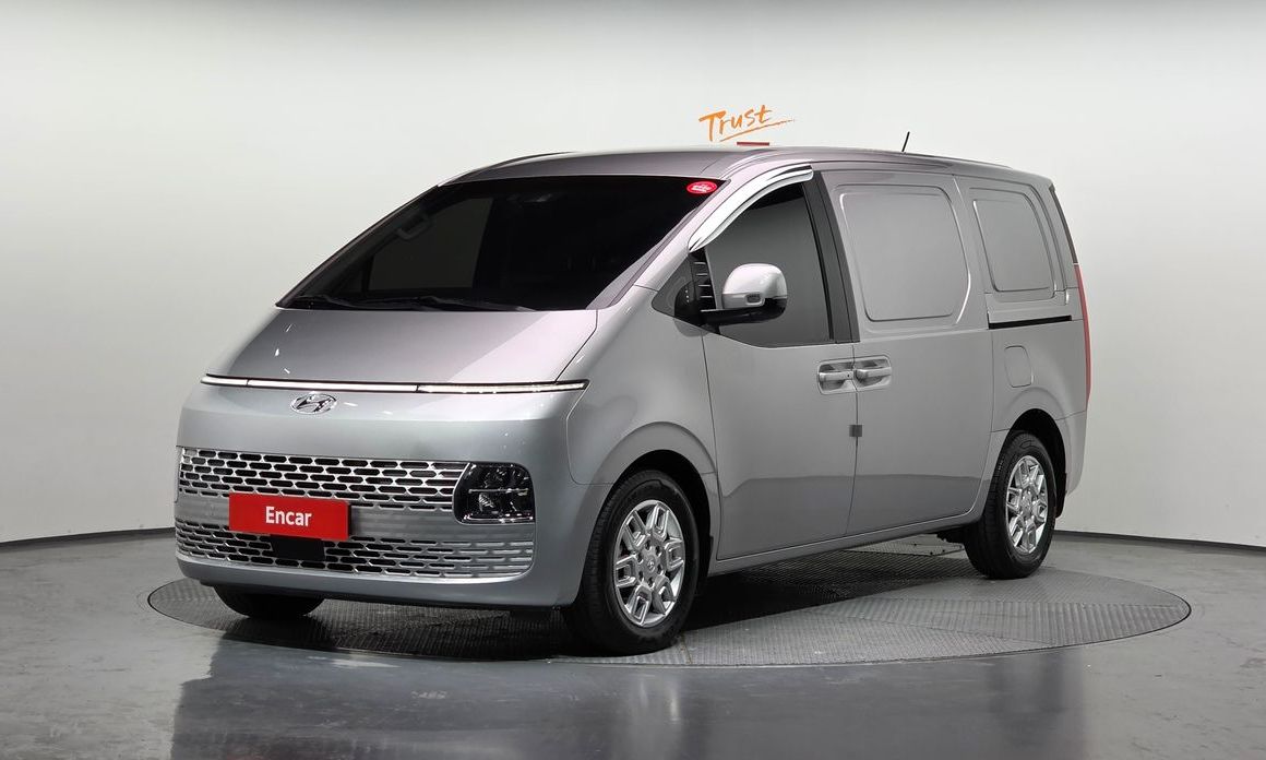 Hyundai Staria 2022