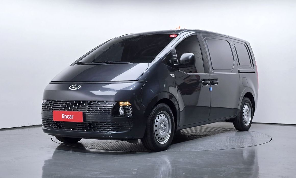Hyundai Staria 2023