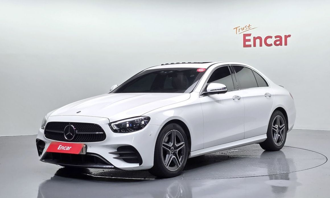 Mercedes-Benz E-Class 2023