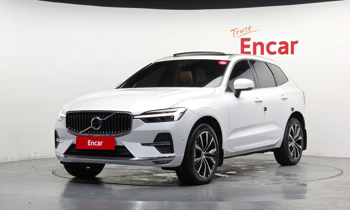 Volvo XC60 2025