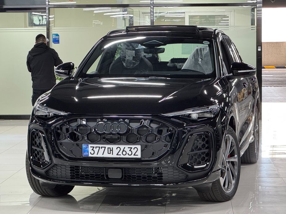 Audi Q5 2025