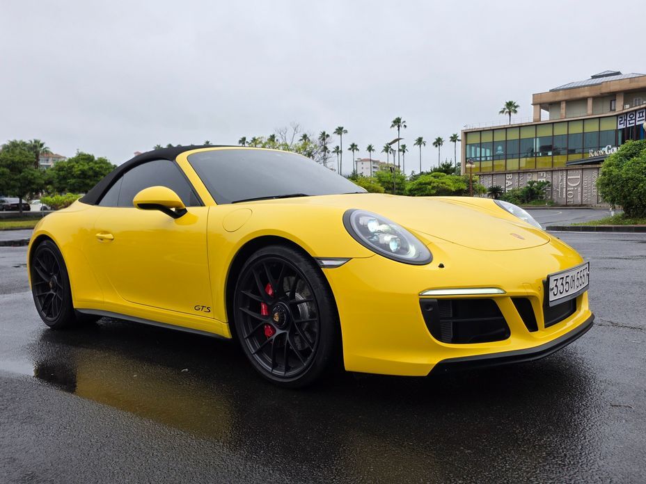 Porsche 911 2019