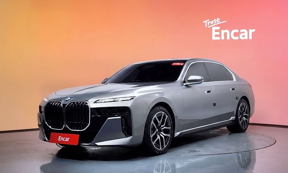 BMW 7-Series 2025
