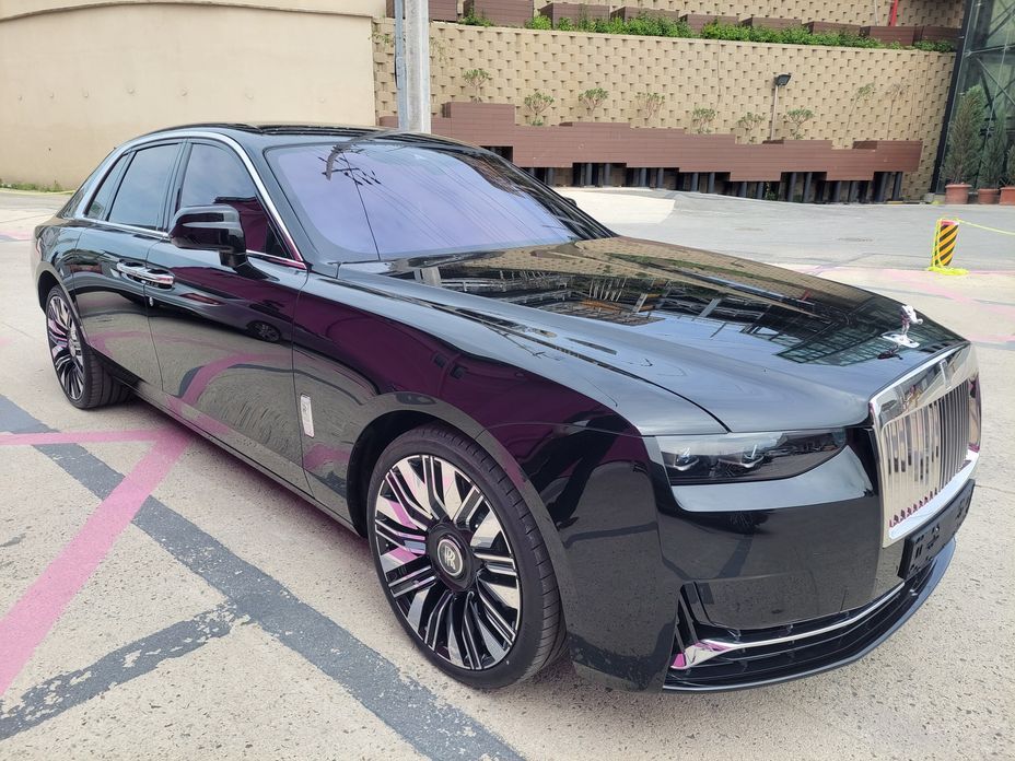 Rolls-Royce Ghost 2026
