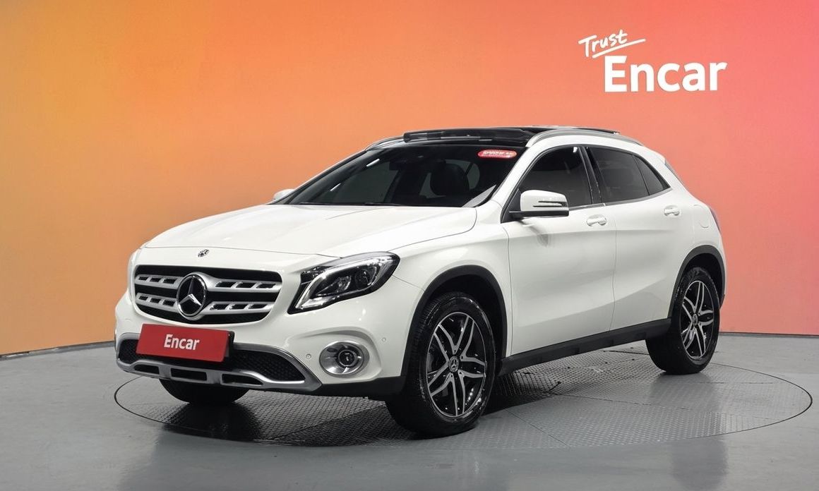 Mercedes-Benz GLA-Class 2019