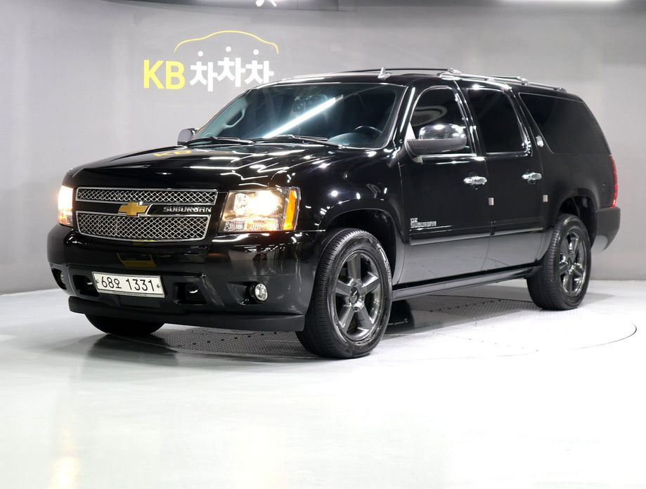 Chevrolet Surburban 2013