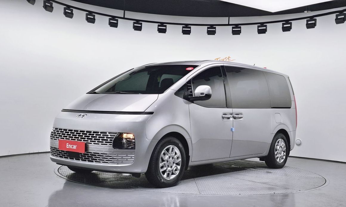 Hyundai Staria 2023