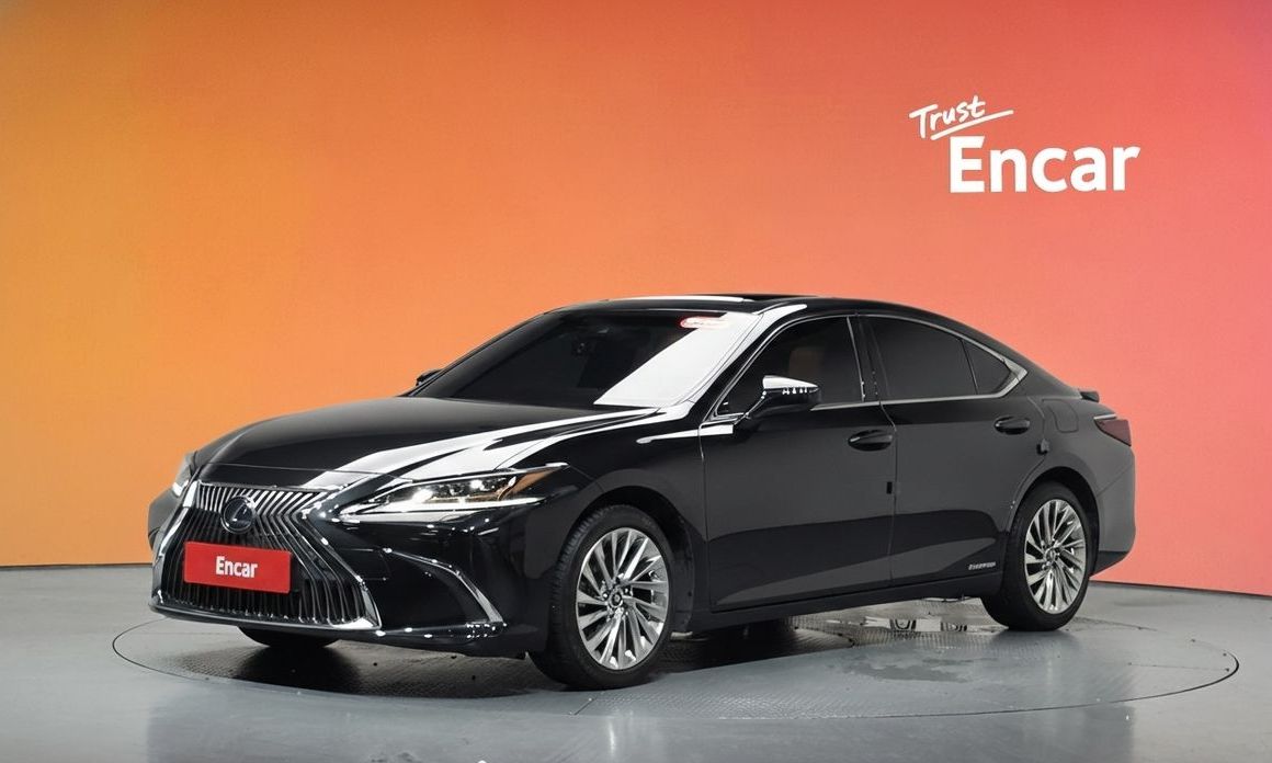 Lexus ES 2021