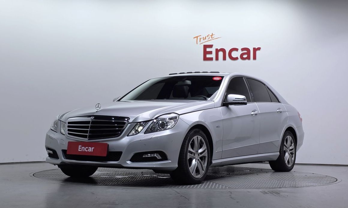 Mercedes-Benz E-Class 2010
